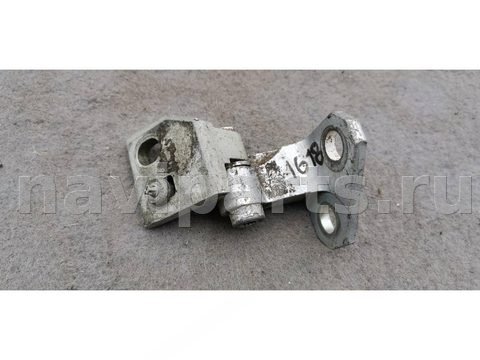 Петля двери Volkswagen Golf, 2005 г., арт. 32728