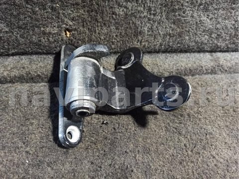 Петля двери Mercedes C W204, 2007 г., арт. 33360
