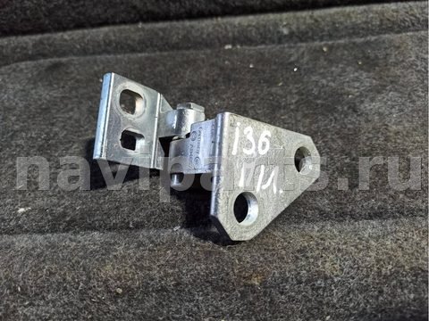 Петля двери Volkswagen Golf, 2007 г., арт. 48621