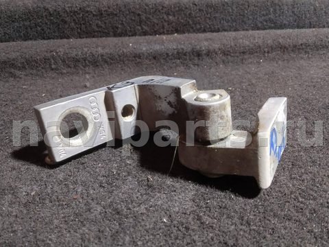 Петля двери Audi A4, 2005 г., арт. 55048