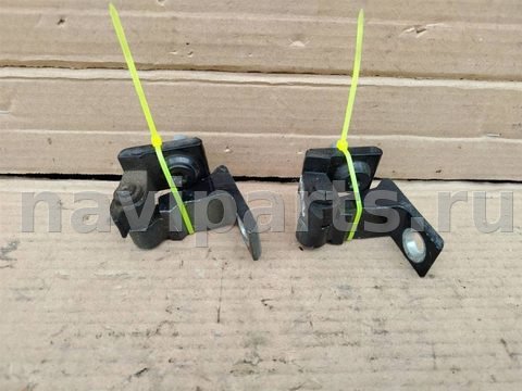 Петля двери Audi A5 8T, 2015 г., OEM 8K0831402E, арт. 585.H1319