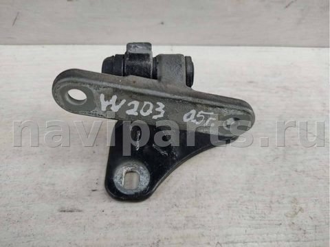 Петля двери Mercedes C W203, 2005 г., арт. 66165233