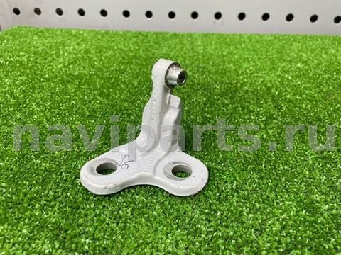 Петля двери Land-Rover Range Rover Sport L494, 2018 г., OEM LR073595, арт. 735