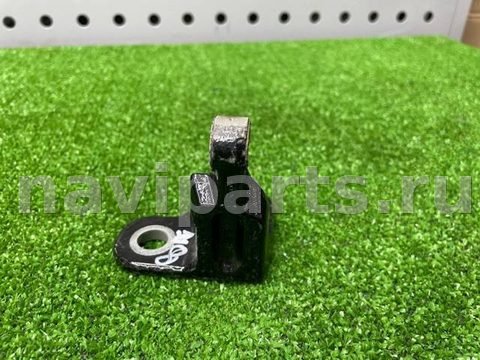 Петля двери Land-Rover Discovery L462, 2017 г., OEM LR073599, арт. 794, фото 3