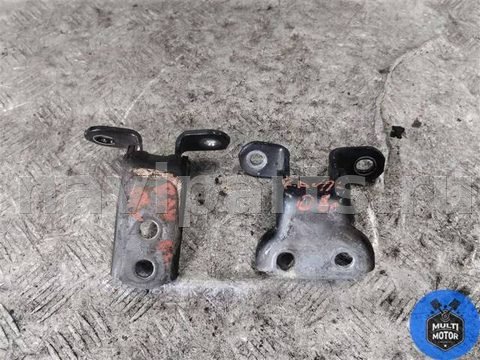 Петля двери передней левой Toyota RAV4, 2008 г., арт. 00111917