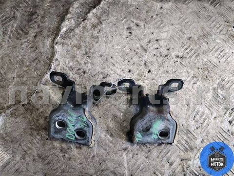 Петля двери передней левой Renault Dokker, 2018 г., арт. 00114455