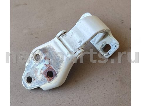 Петля двери передней левой Iveco Daily, 2018 г., OEM 504131917, арт. 003F815484, фото 2