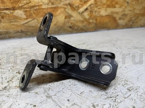 Петля двери передней левой Kia Carnival, 2015 г., OEM 793102V000, арт. 102216047