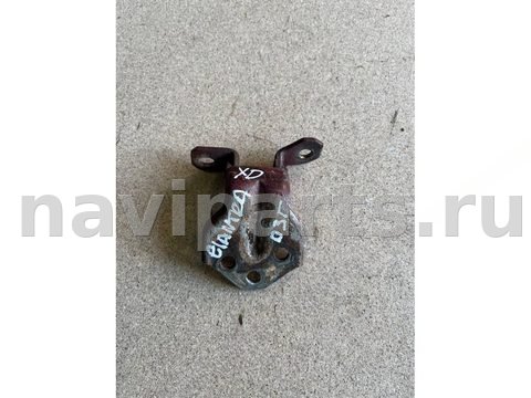 Петля двери передней левой Hyundai Elantra, 2002 г., арт. 109571757