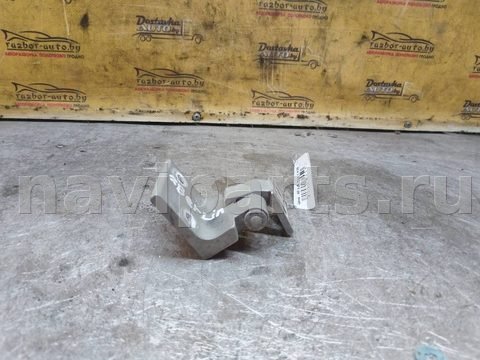 Петля двери передней левой Citroen Berlingo рестайлинг, 2002 г., арт. 122520