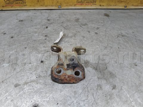 Петля двери передней левой Subaru Forester, 1997 г., арт. 135428