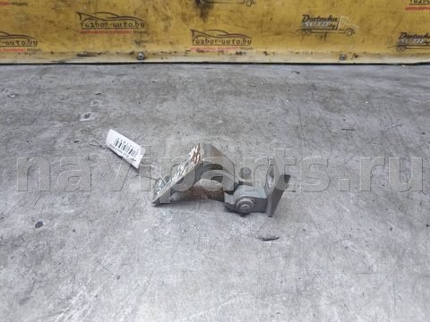 Петля двери передней левой Audi A4 B6, 2000 г., арт. 141759, фото 3