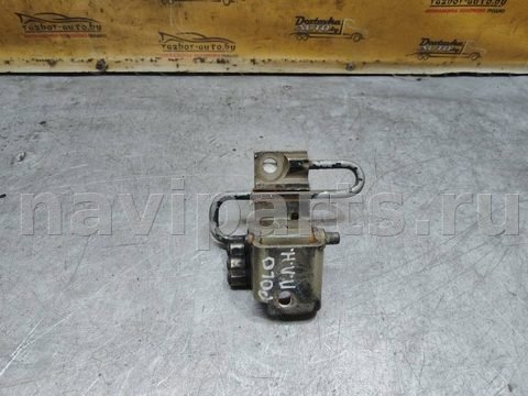 Петля двери передней левой Volkswagen Polo, 2001 г., арт. 151855, фото 3