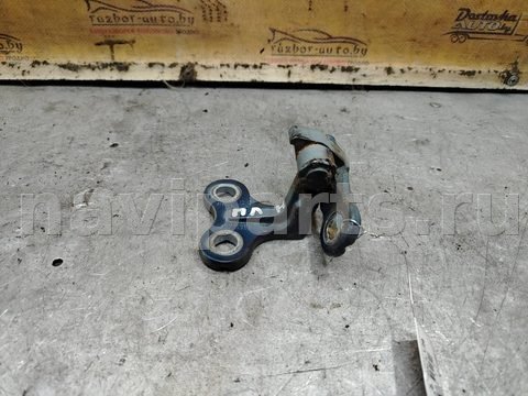 Петля двери передней левой Volvo V50, 2003 г., OEM 30766315;30715356, арт. 169955