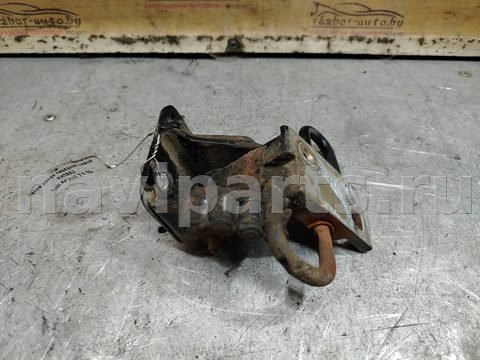 Петля двери передней левой Audi A4 B7, 2004 г., OEM 8E0831401C, арт. 170311