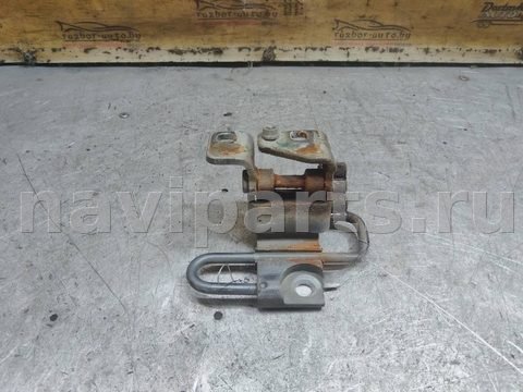 Петля двери передней левой Volkswagen Jetta, 2005 г., OEM 1K0831411q, арт. 170724, фото 3