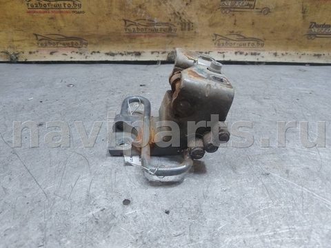 Петля двери передней левой Volkswagen Jetta, 2005 г., OEM 1K0831411q, арт. 170724, фото 4