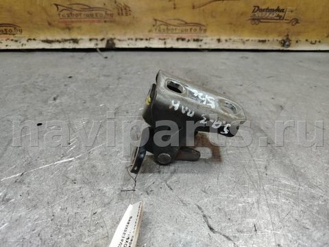 Петля двери передней левой Saab 9-3, 2002 г., арт. 172897