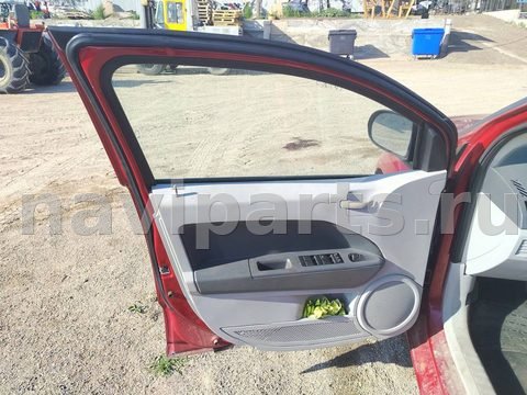 Петля двери передней левой Dodge Caliber, 2006 г., арт. 175880