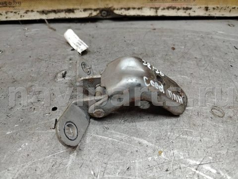 Петля двери передней левой Kia Ceed, 2006 г., арт. 196617