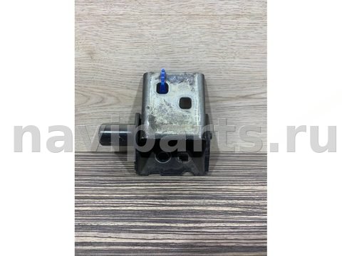 Петля двери передней левой Renault Clio, 2007 г., арт. 21739870, фото 2