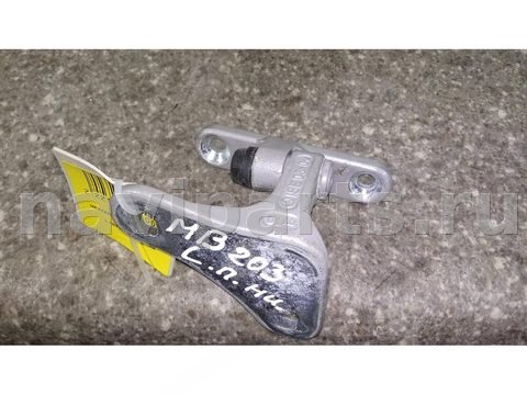 Петля двери передней левой Mercedes C W203, 2002 г., арт. 22326011002, фото 2
