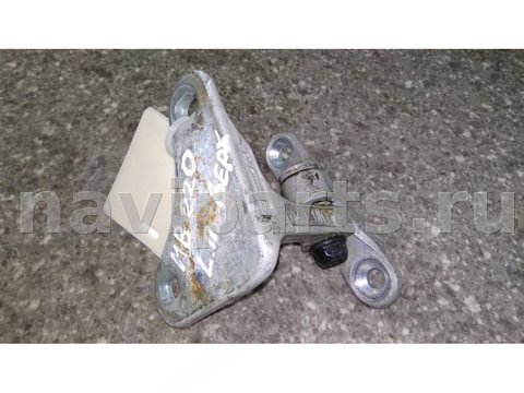Петля двери передней левой Mercedes S W220, 2000 г., арт. 22326022001