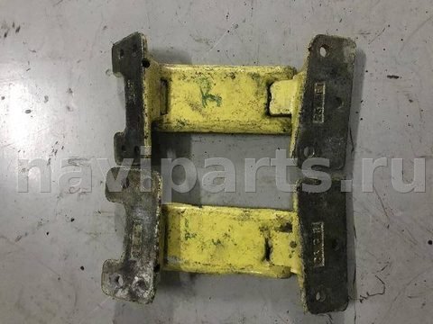 Петля двери передней левой Iveco Daily, 2003 г., арт. 33915338