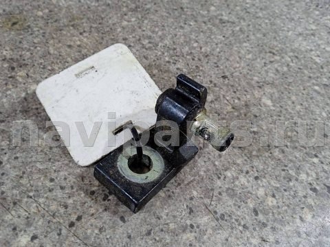 Петля двери передней левой Audi A6, 2005 г., арт. 46023015047