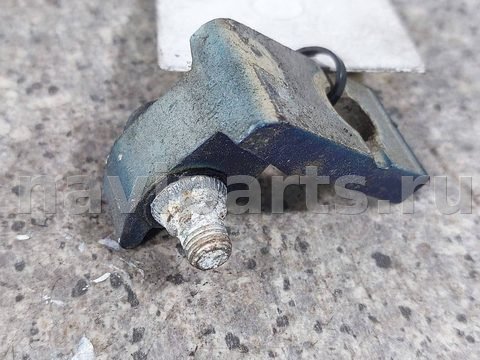 Петля двери передней левой Volkswagen Passat, 2003 г., арт. 46023032512