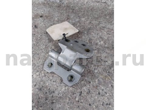 Петля двери передней левой Mercedes E W124, 1990 г., арт. 46023041750