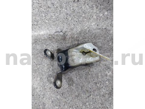 Петля двери передней левой Chevrolet Captiva, 2009 г., арт. 46023042597