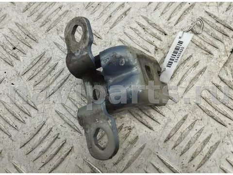 Петля двери передней левой Renault Scenic, 2003 г., арт. 55405620
