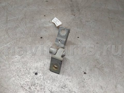 Петля двери передней левой Audi A4 B6, 2000 г., арт. 64864