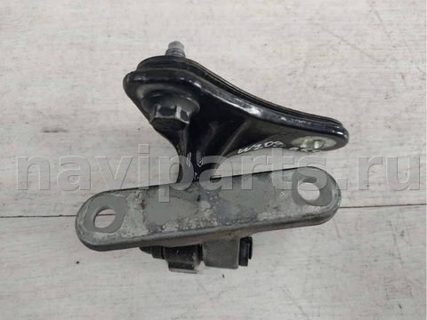 Петля двери передней левой Mercedes C W203, 2005 г., арт. 66156559