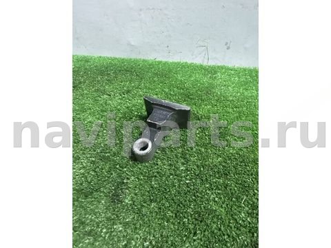 Петля двери передней левой BMW 5 G30/G31, 2017 г., OEM 7333061, арт. 7008
