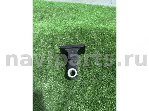 Петля двери передней левой BMW 5 G30/G31, 2017 г., OEM 7333061, арт. 7009