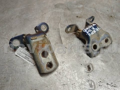 Петля двери передней левой Toyota Corolla, 2002 г., арт. 87525