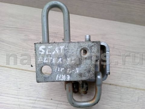 Петля двери передней левой Seat Altea, 2011 г., арт. 87881477