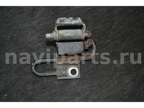 Петля двери передней левой Volkswagen Passat B5, 2000 г., OEM 8L3831411, арт. A2757_3