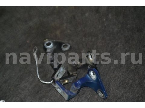 Петля двери передней левой Volkswagen Passat B6, 2007 г., OEM 3C0831401D, арт. A2788
