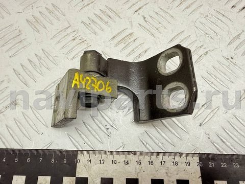 Петля двери передней левой Jeep Cherokee, 2016 г., OEM 19795C, арт. A42706