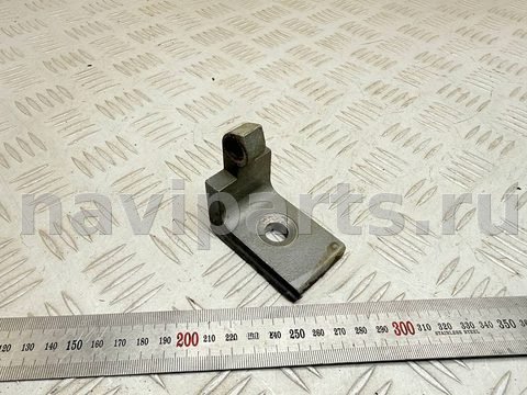 Петля двери передней левой BMW 5 E60/E61, 2005 г., OEM 7068073, арт. A52304_1