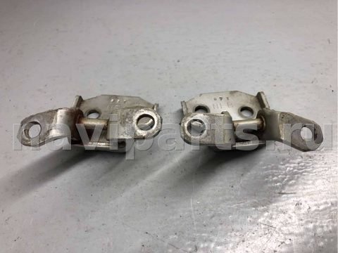 Петля двери передней левой Subaru Impreza, 1998 г., OEM 61220FA000, арт. B66000638, фото 2