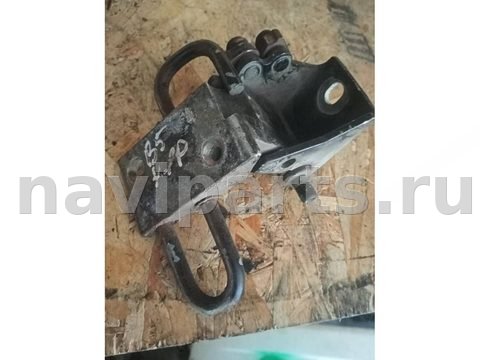 Петля двери передней левой Volkswagen Passat B5, 1999 г., арт. B88821121