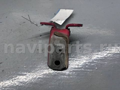 Петля двери передней левой Peugeot 107, 2006 г., OEM 9035S4, арт. B91070095