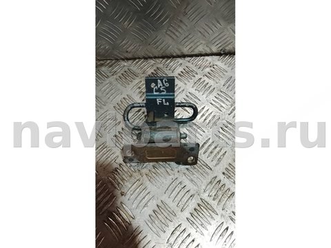 Петля двери передней левой Audi A6 C5 (S6,RS6), 2000 г., арт. B98615819