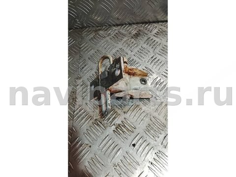 Петля двери передней левой Audi A6 C4, 1995 г., арт. B98632341