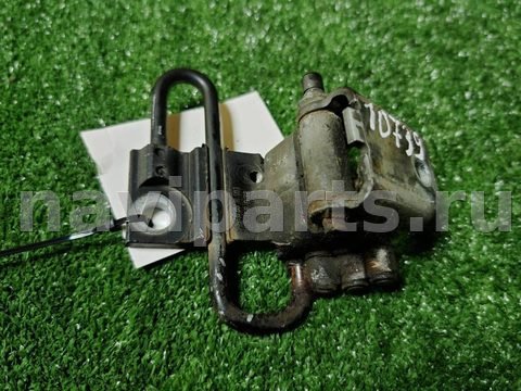 Петля двери передней левой Audi Q7, 2007 г., OEM 8E0831411E, арт. D10739