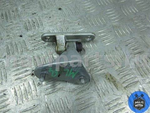 Петля двери передней правой Mercedes ML W164, 2008 г., арт. 00046260